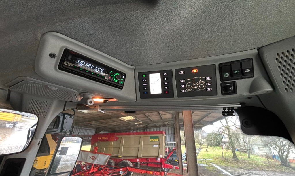 Tracteur CLAAS ARION 630 CEBIS - photo slide 12