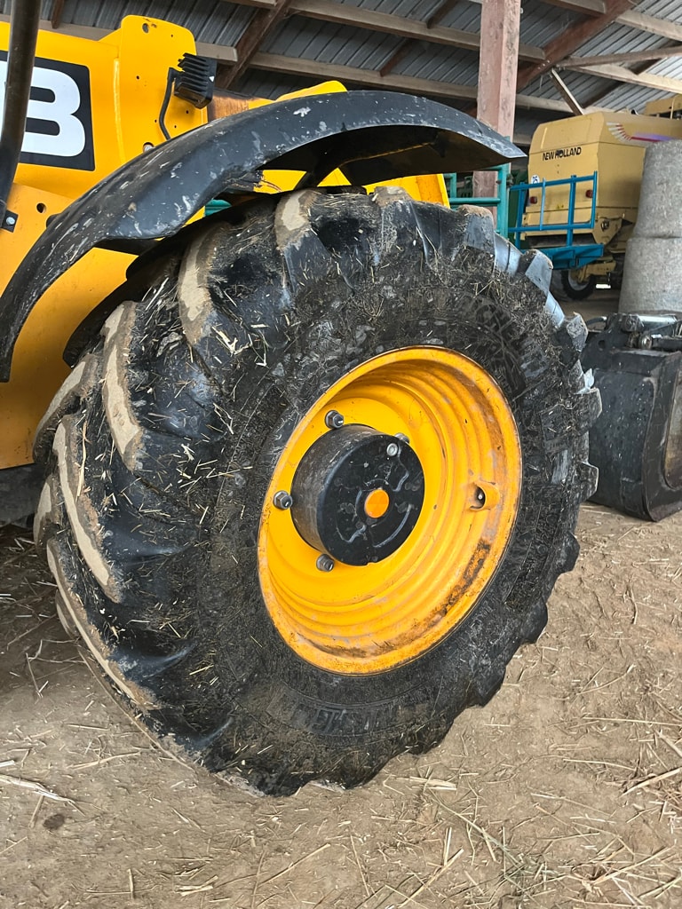Telescopique JCB 538-60 AGRI XTRA DTVT - photo slide 12