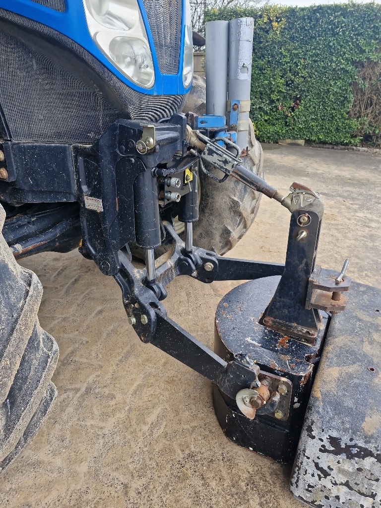 Tracteur NEW HOLLAND T7060 - photo slide 8