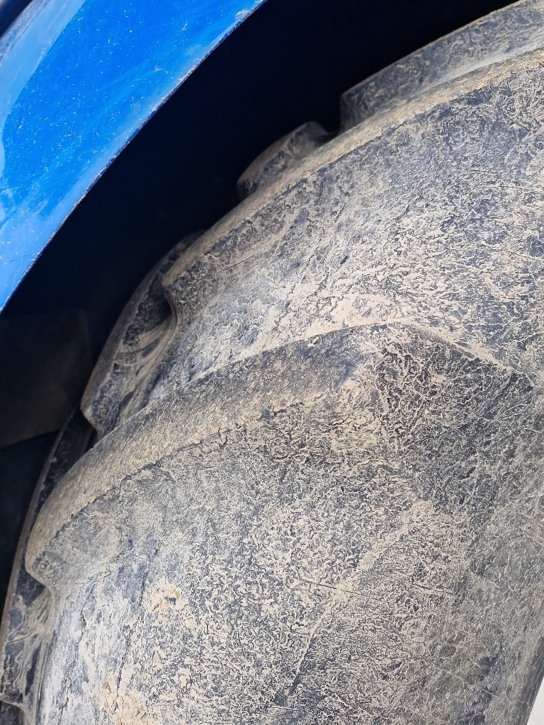Tracteur NEW HOLLAND T7060 - photo slide 10