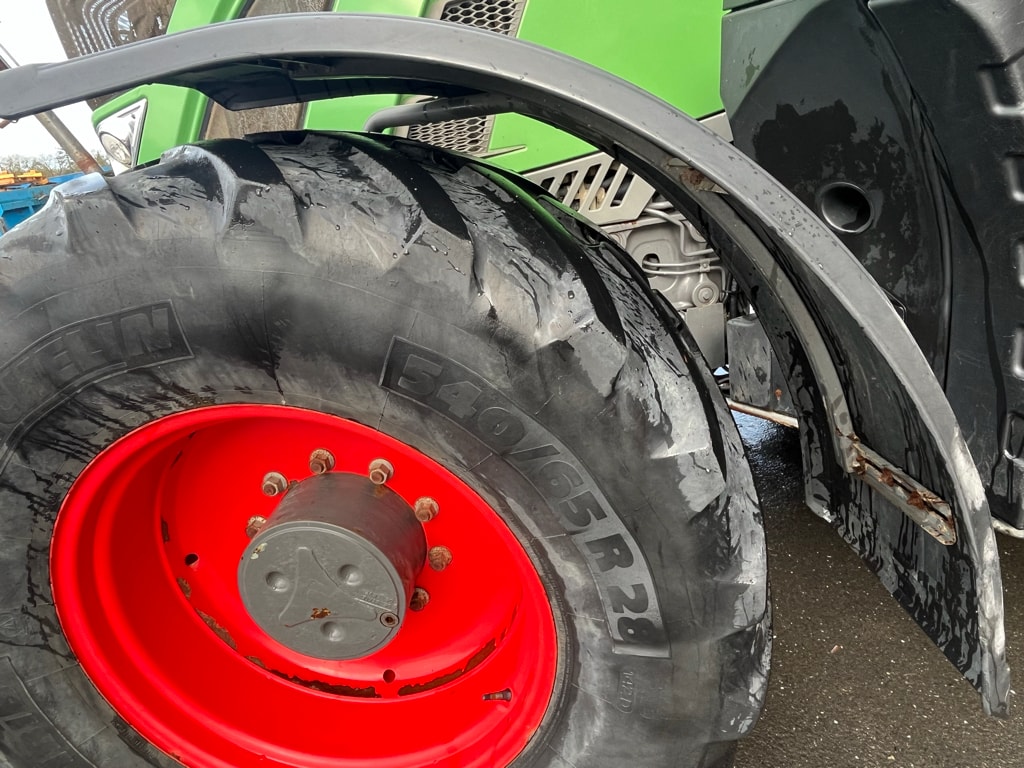 Tracteur FENDT 714 VARIO PROFI - photo slide 6