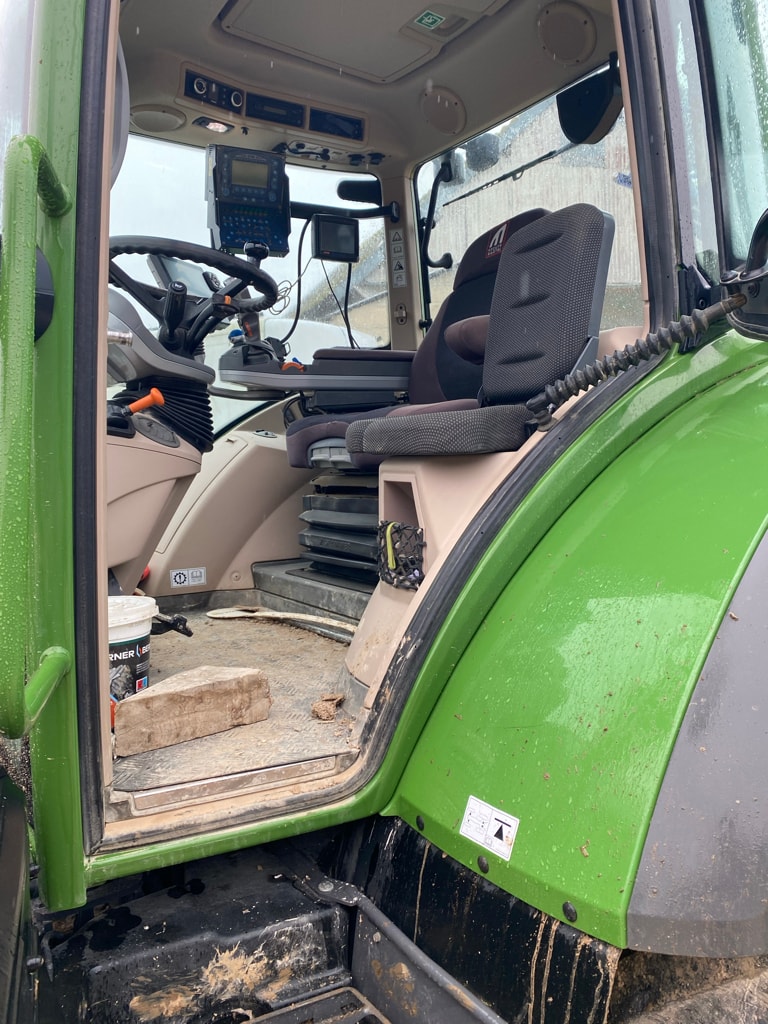 Tracteur FENDT 716 VARIO PROFI + - photo slide 11