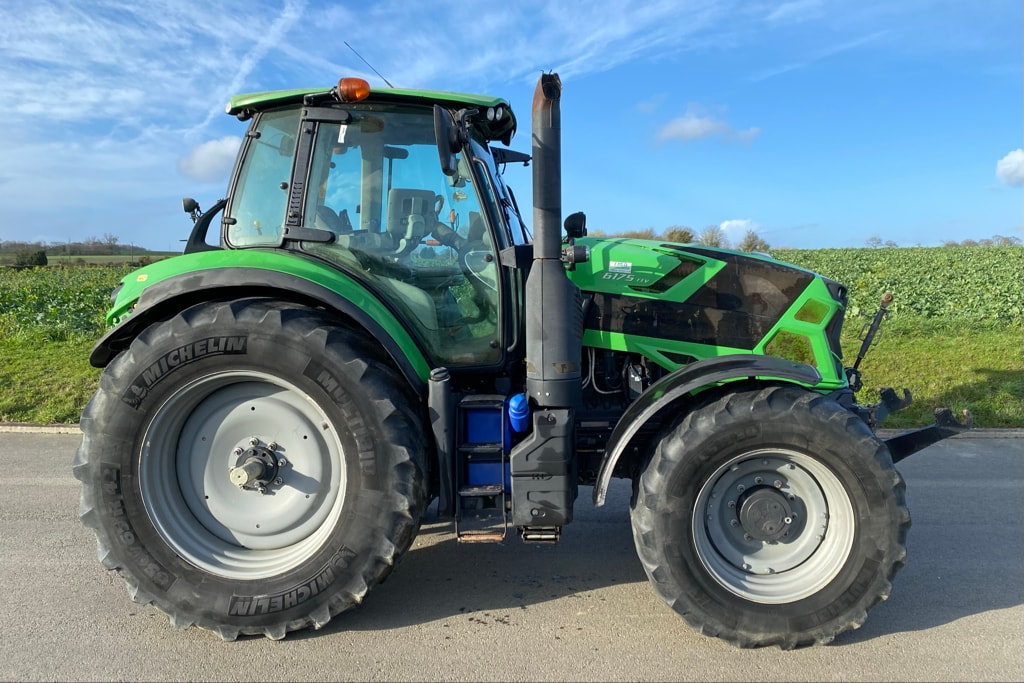 Tracteur DEUTZ FAHR 6175 AGROTRON TTV - photo slide 6