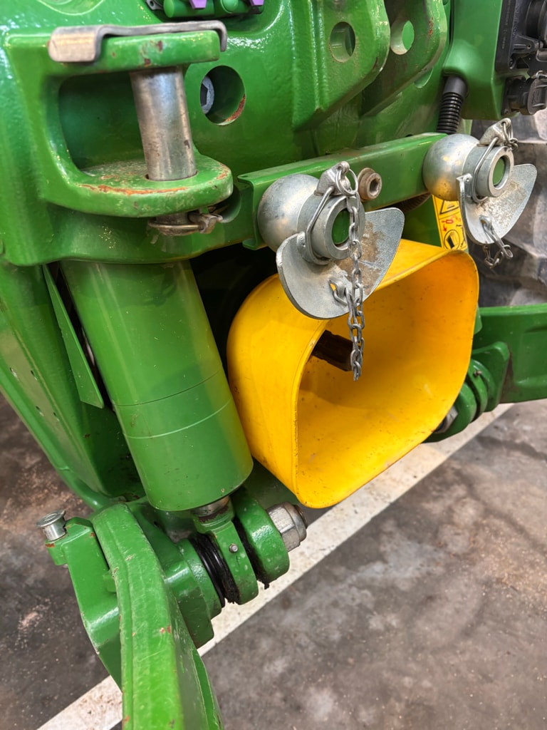 Tracteur JOHN DEERE 6R 250 - photo slide 13