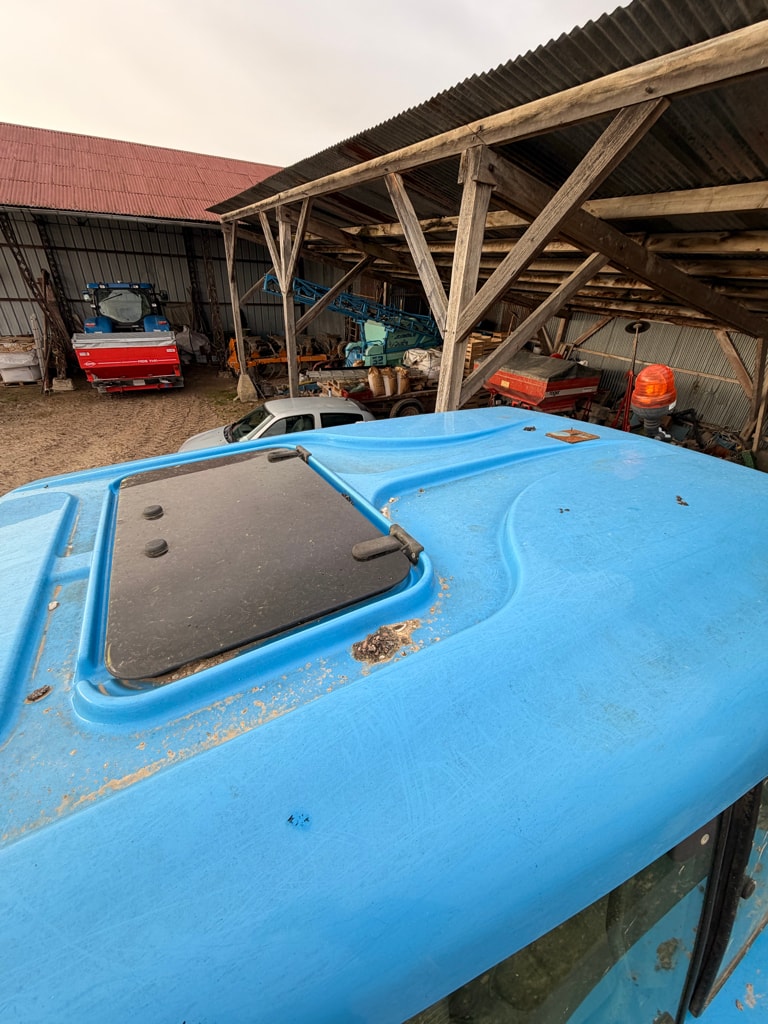 Tracteur LANDINI LEGEND 135 TDI - photo slide 11