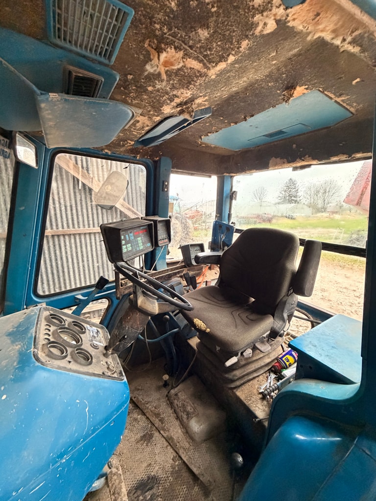 Tracteur FORD 7700 - photo slide 16