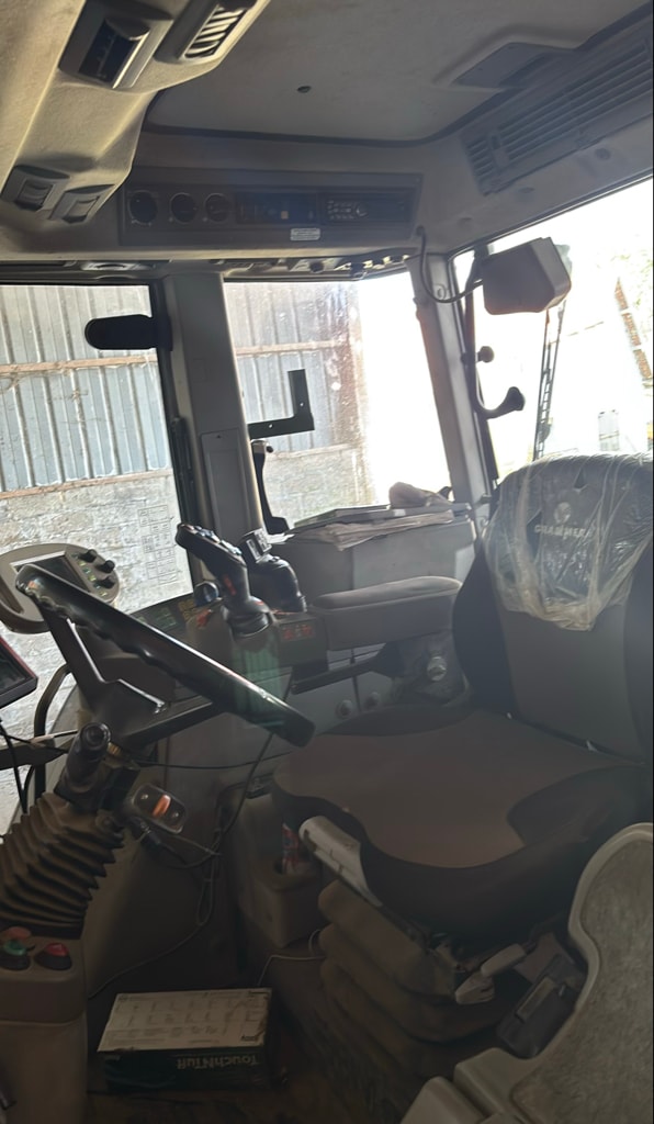 Tracteur FENDT 820 VARIO TMS - photo slide 14