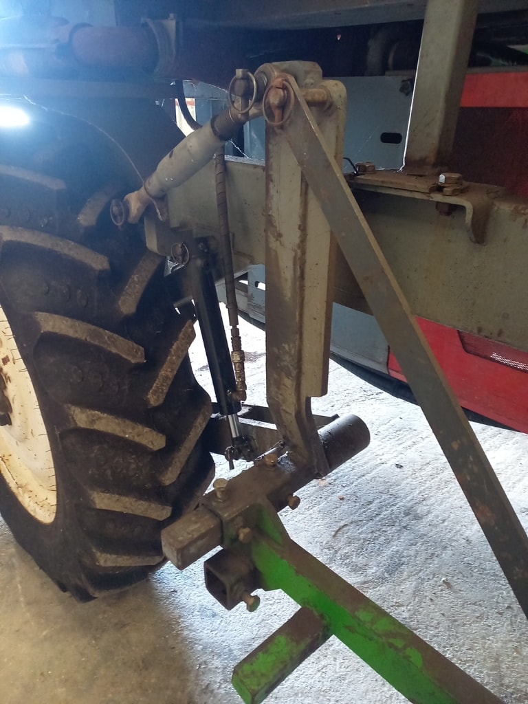 Tracteur enjambeur DEROT DTH 140  - photo slide 10