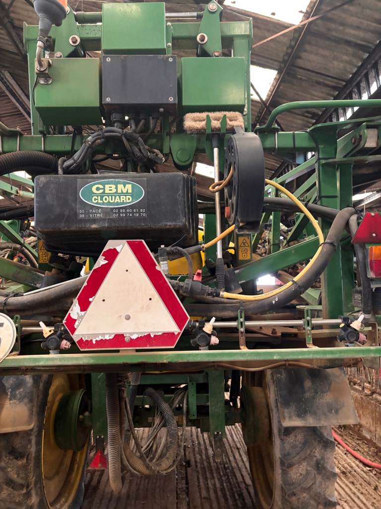Pulverisateur JOHN DEERE 740I - photo slide 4