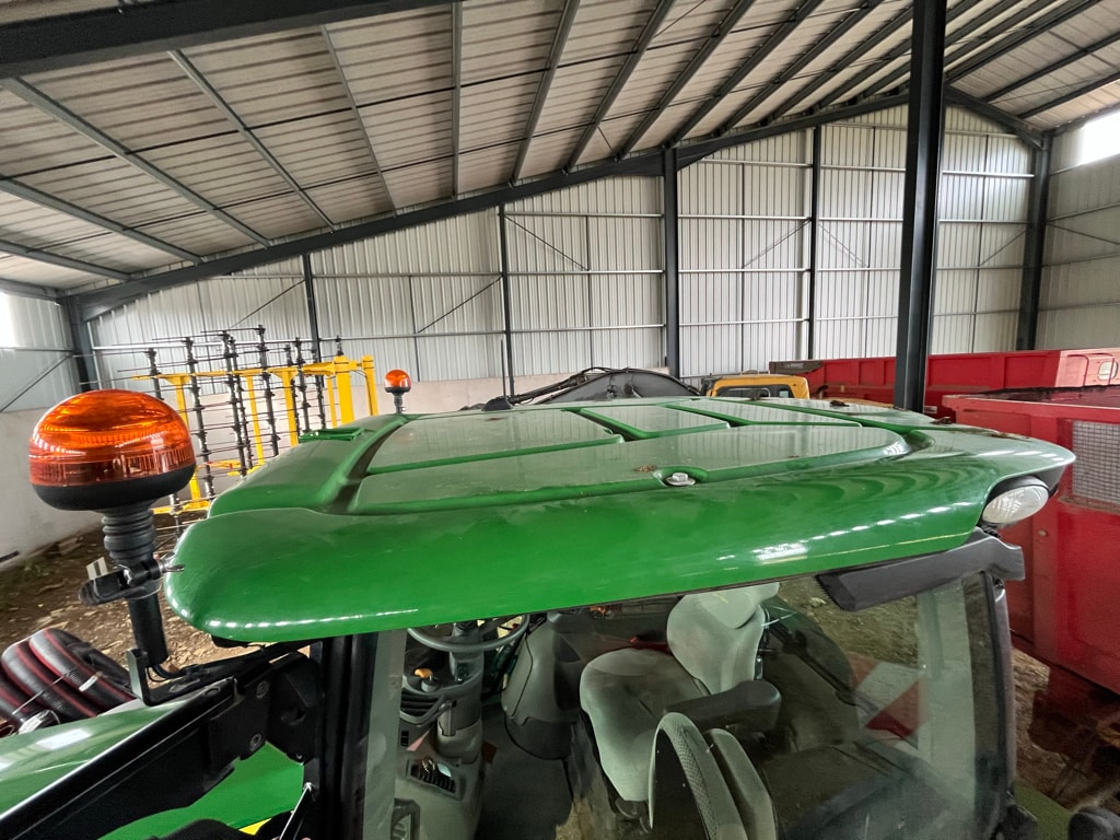 Tracteur JOHN DEERE 6250R - photo slide 16