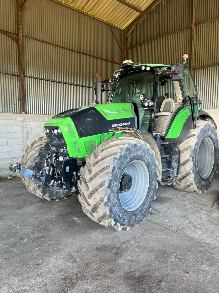 Tracteur DEUTZ FAHR 7250 AGROTRON TTV - photo slide 1