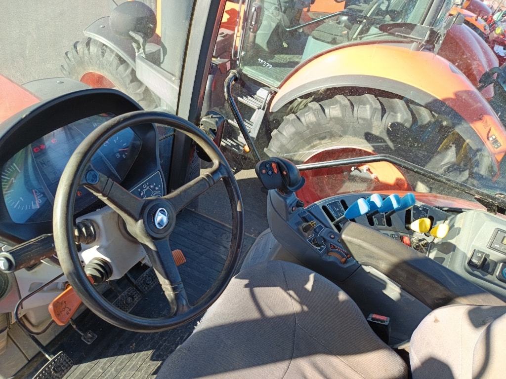 Tracteur KUBOTA M7153 - photo slide 10