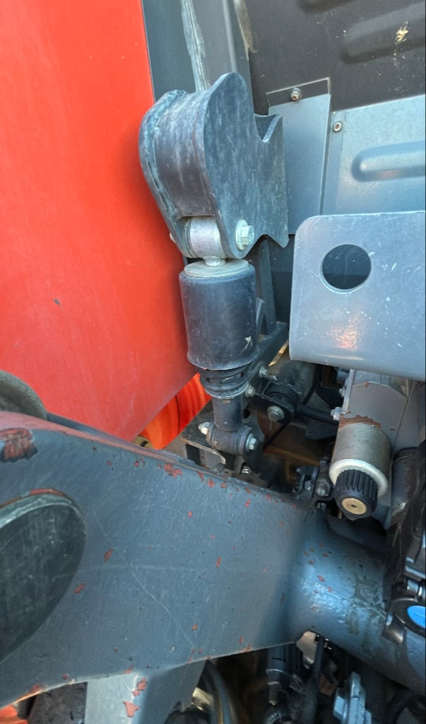 Tracteur chargeur KUBOTA M7151 premium - photo slide 8
