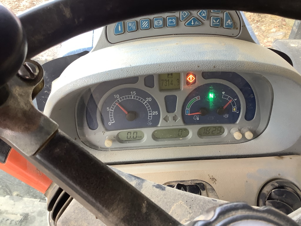 Tracteur NEW HOLLAND T6090 ACTIVE - photo slide 10