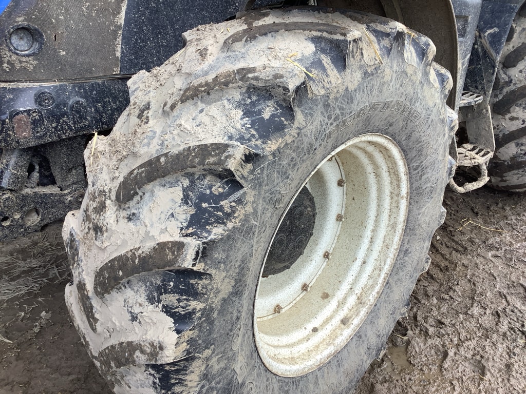 Tracteur NEW HOLLAND T6090 ACTIVE - photo slide 5