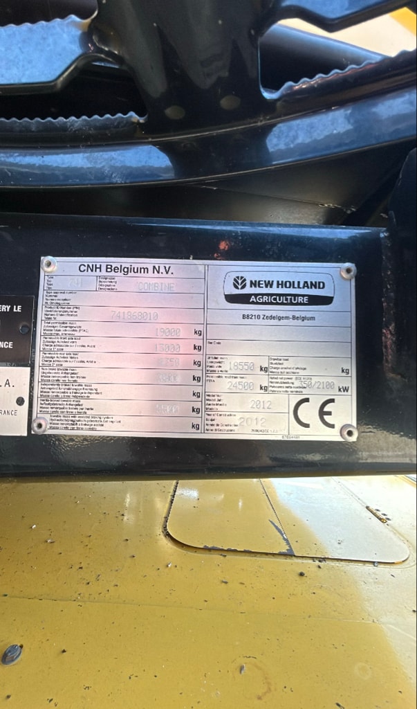 Moissonneuse NEW HOLLAND CR 9080 - photo slide 19