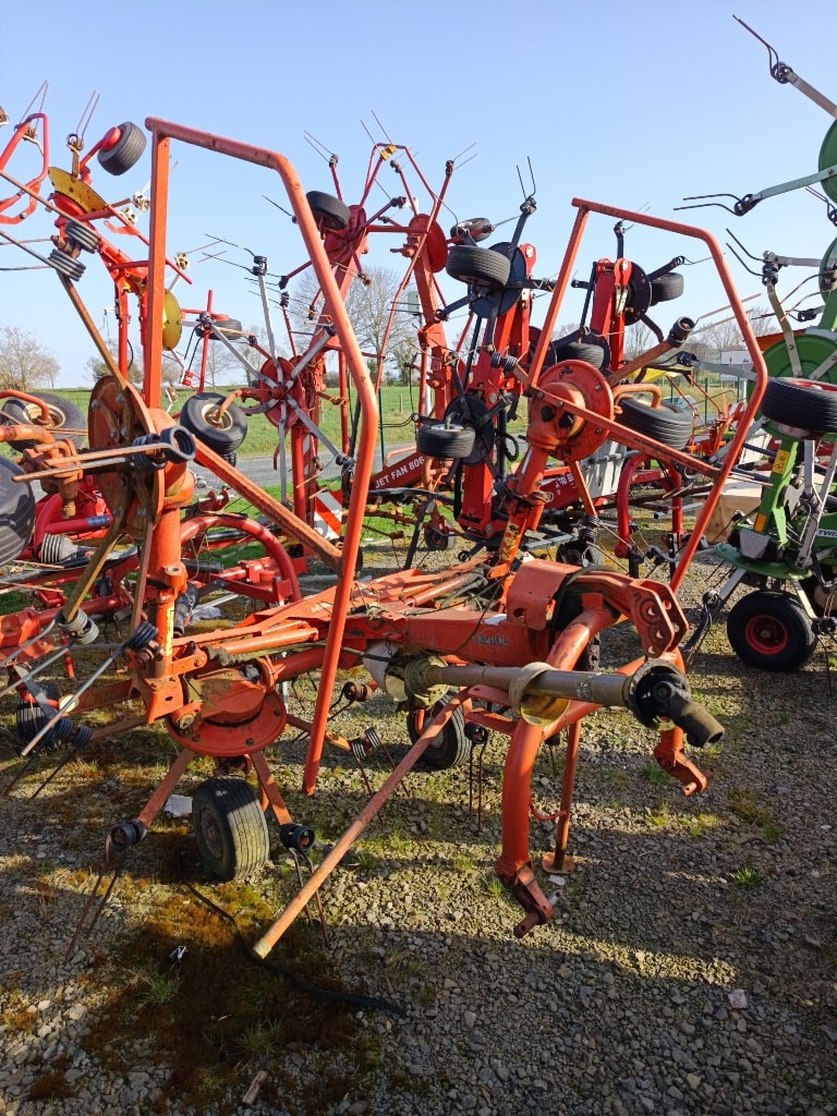Faneuse KUHN GF 4201 mh - photo slide 1