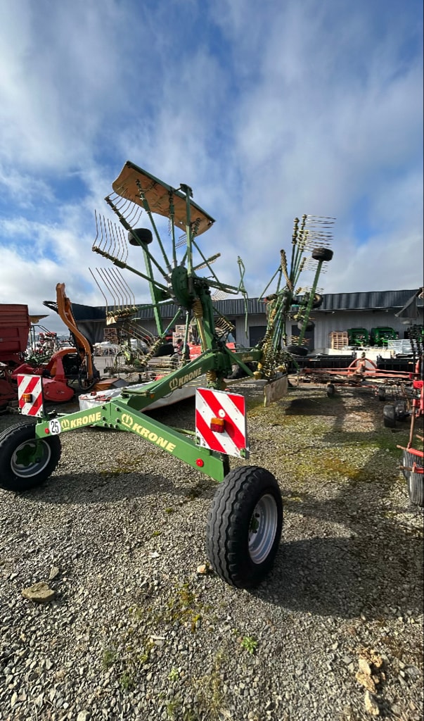 Andaineur KRONE Swardo 810 - photo slide 4