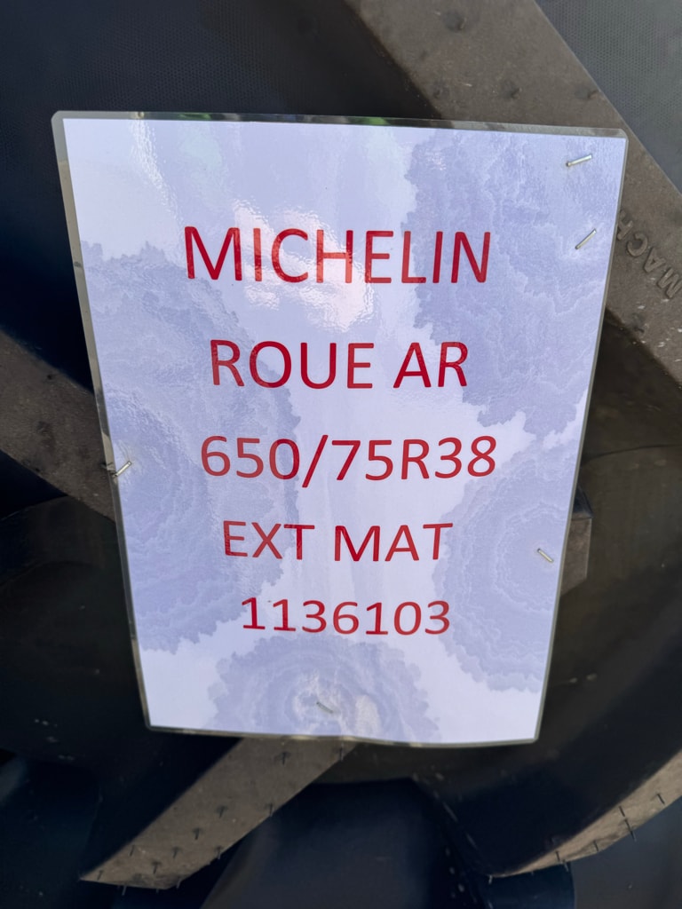 Roues Michelin  650/75R38 - 600/65R28 - photo slide 2