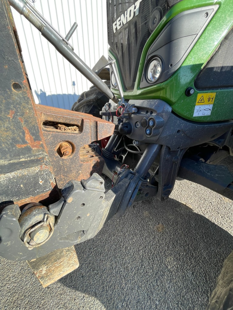 Tracteur FENDT 516 VARIO POWER - photo slide 11