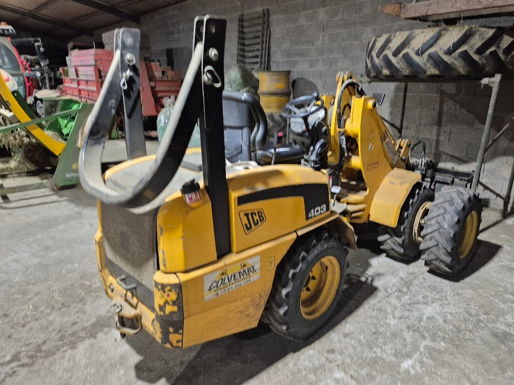 Valet de ferme JCB 403 - photo slide 4