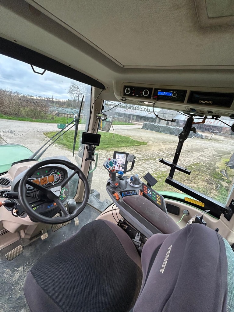 Tracteur FENDT 716 VARIO PROFI - photo slide 13
