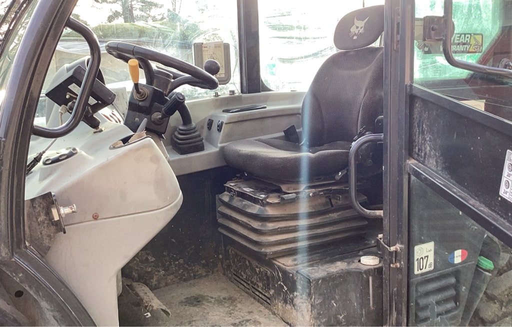 Telescopique BOBCAT TL 38.70 HF - photo slide 2