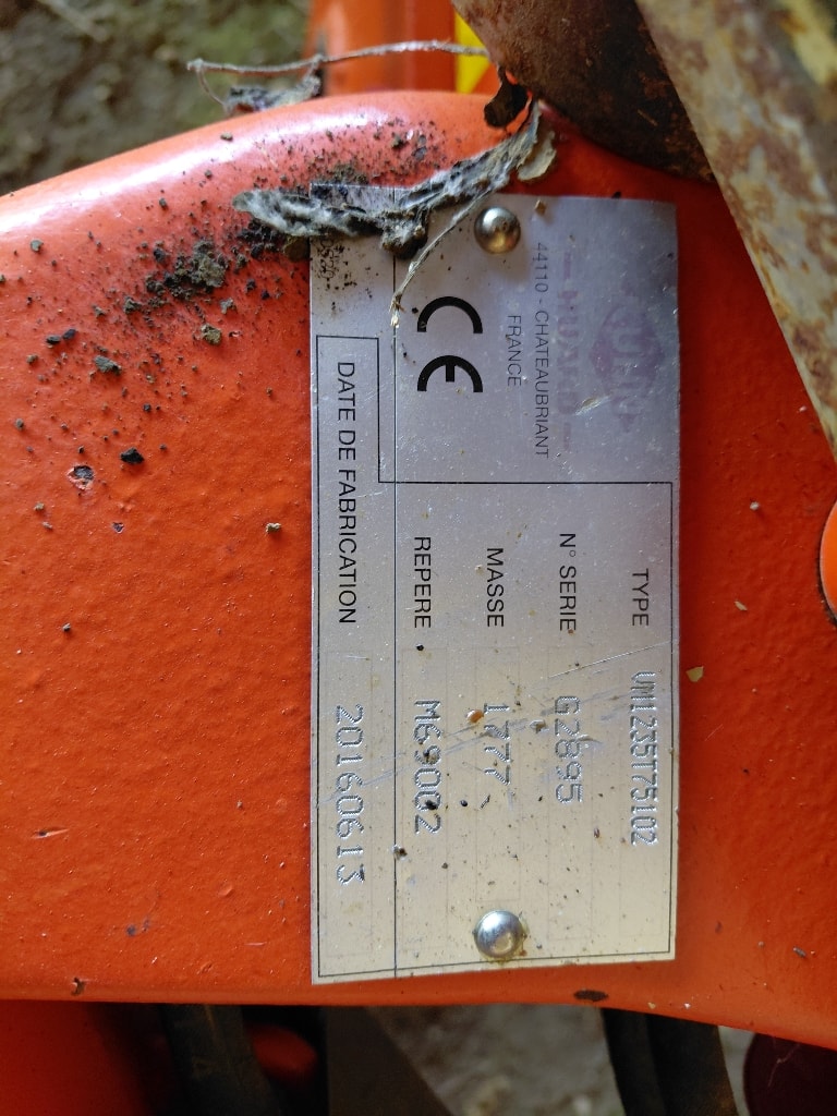 Charrue KUHN Vari master 123 - photo slide 6