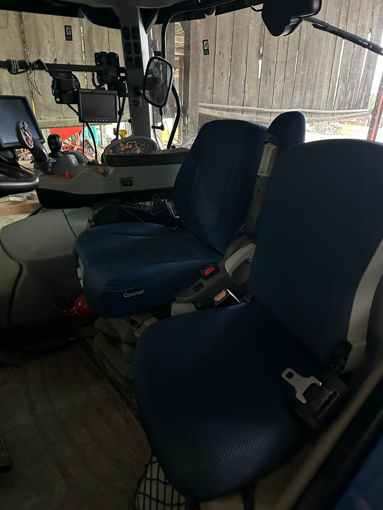 Tracteur NEW HOLLAND T7.210 - photo slide 14