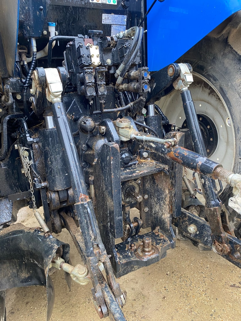Tracteur NEW HOLLAND T7.220 - photo slide 11