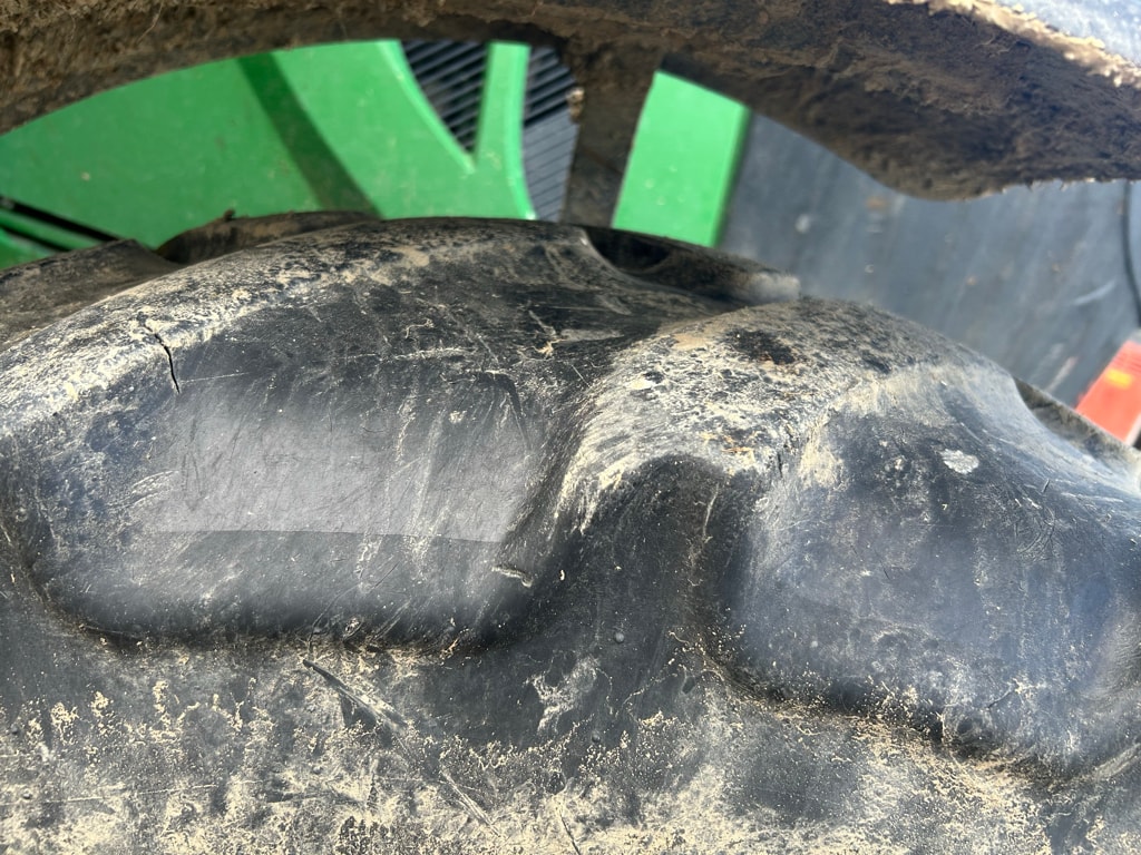Tracteur chargeur JOHN DEERE 6100M - photo slide 7