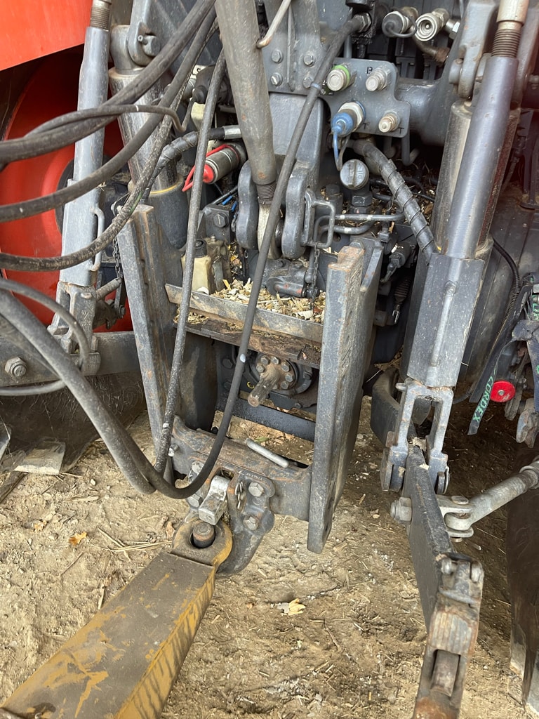 Tracteur chargeur KUBOTA M7153 - photo slide 6