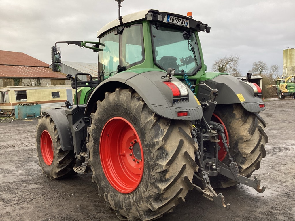 Tracteur FENDT 826 S4 profi + - photo slide 3