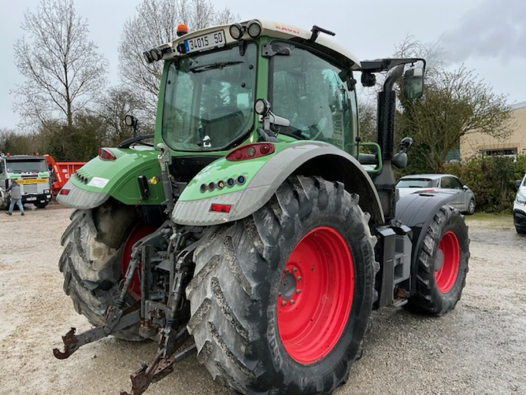 Tracteur FENDT 714 VARIO PROFI - photo slide 3