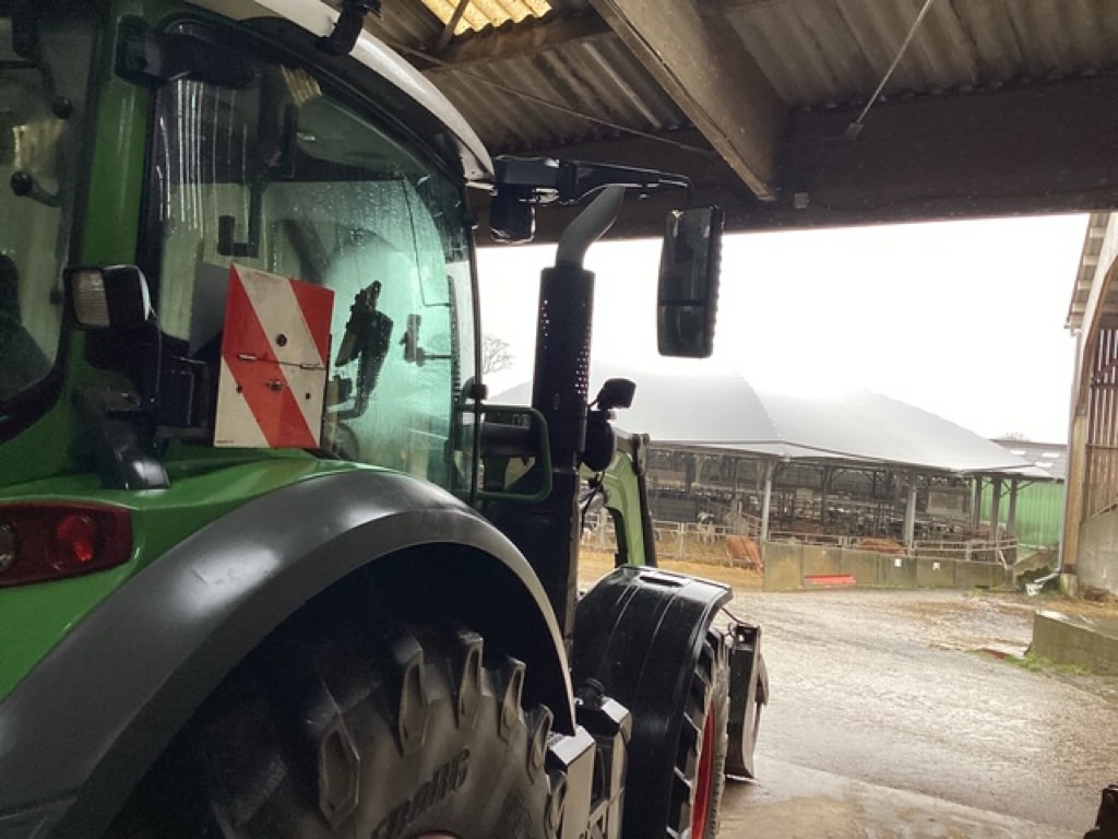 Tracteur FENDT 714 ONE Profi - photo slide 3