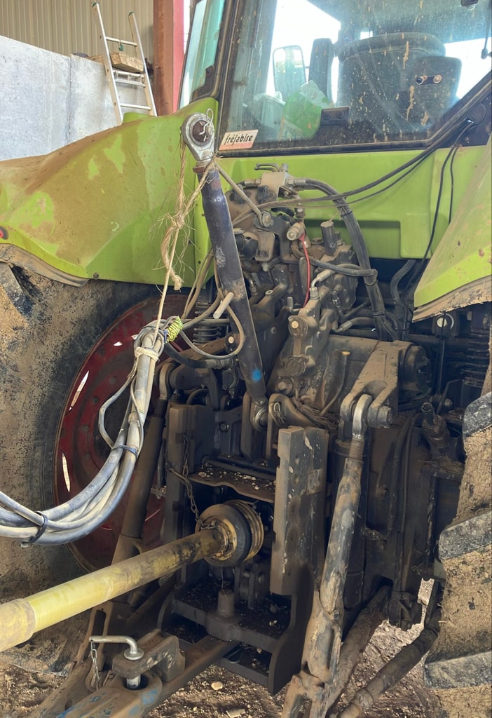 Tracteur CLAAS ARION 640 - photo slide 12
