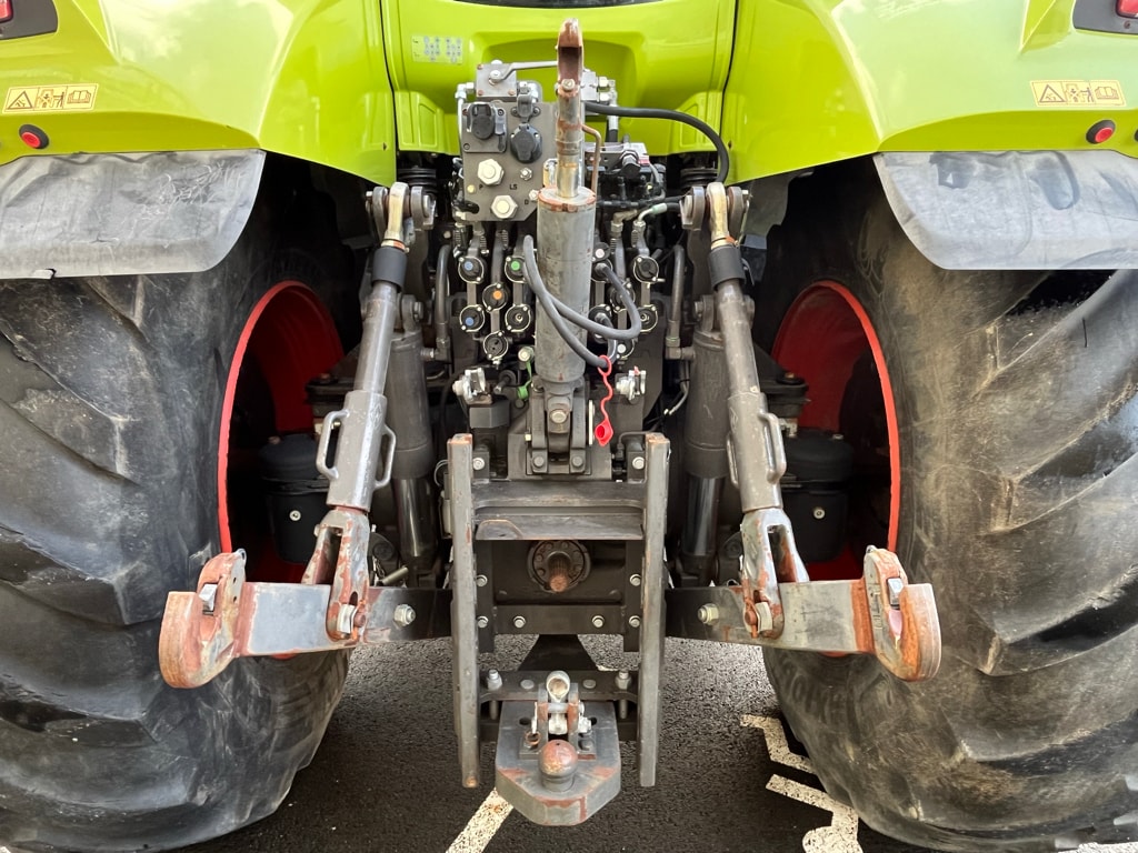 Tracteur CLAAS AXION 920 CEBIS - photo slide 11