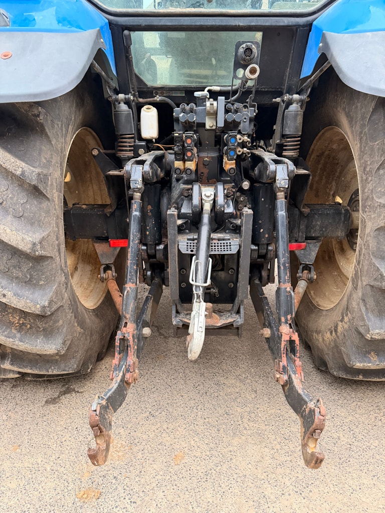 Tracteur NEW HOLLAND TM190 - photo slide 11