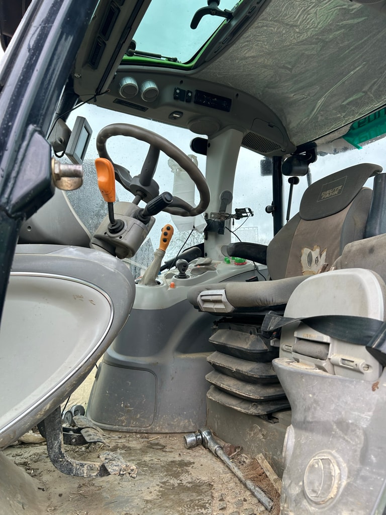 Tracteur chargeur DEUTZ FAHR 5120P - photo slide 14