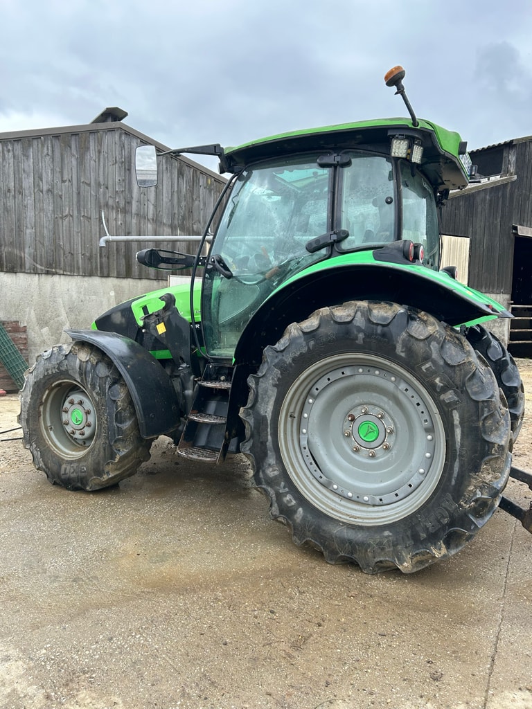 Tracteur chargeur DEUTZ FAHR 5120P - photo slide 4