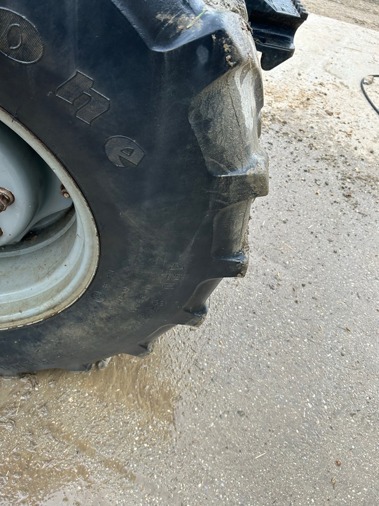 Tracteur chargeur DEUTZ FAHR 5120P - photo slide 10