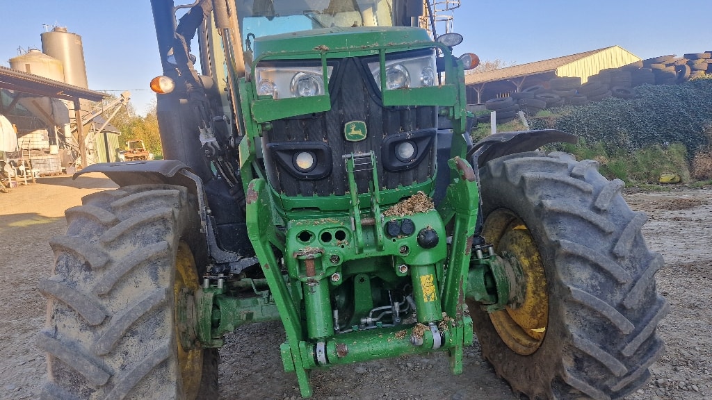 Tracteur chargeur JOHN DEERE 6130R - photo slide 11