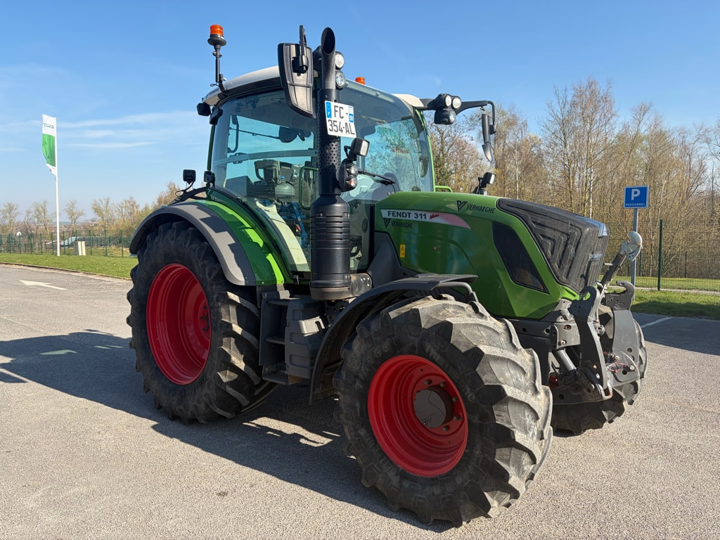 Tracteur FENDT 311 S4 PROFI - photo slide 5