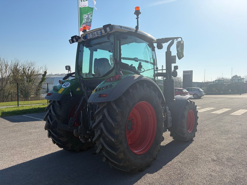 Tracteur FENDT 311 S4 PROFI - photo slide 9