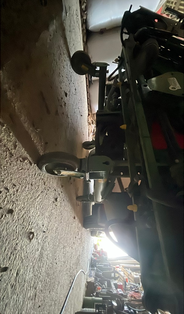 Pulverisateur AMAZONE UF901 - photo slide 11