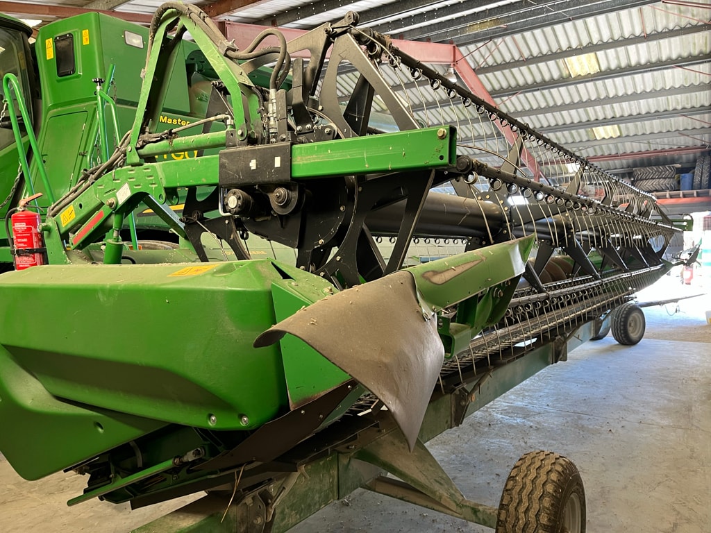 Moissonneuse JOHN DEERE S670 - photo slide 7