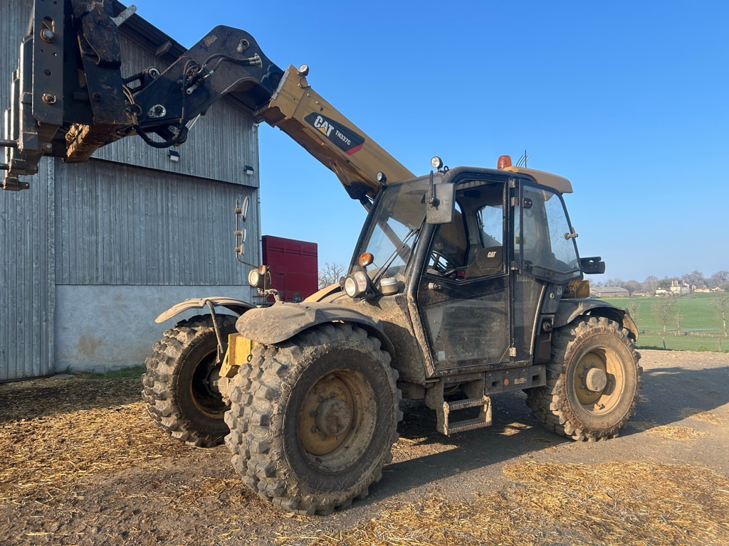 Telescopique CATERPILLAR TH 337 C - photo slide 2