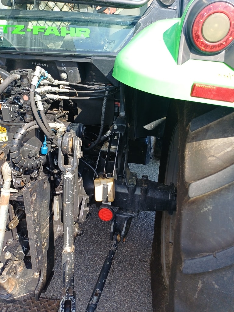 Tracteur DEUTZ FAHR 5100 C - photo slide 10