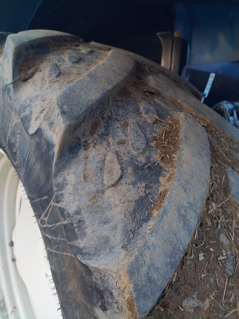 Tracteur chargeur NEW HOLLAND T6020 PLUS - photo slide 8