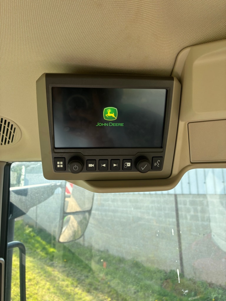 Tracteur JOHN DEERE 6R250 - photo slide 16